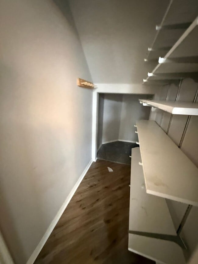 Building Photo - Felida Area - 3 bedroom, 2.5 bath