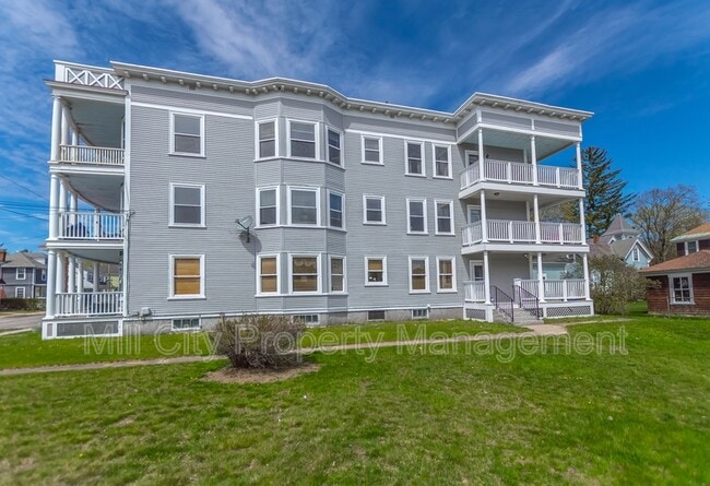 Building Photo - 105 Ray St