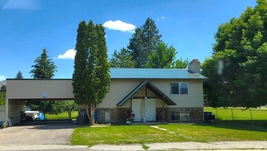 Building Photo - RES4116