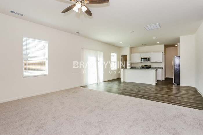 Building Photo - 8249 Muscovy Dr