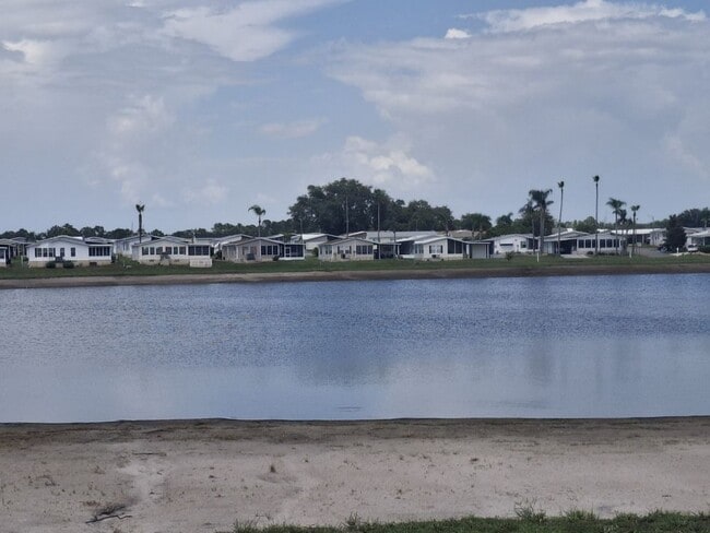 Building Photo - 34800 Minnow Ln