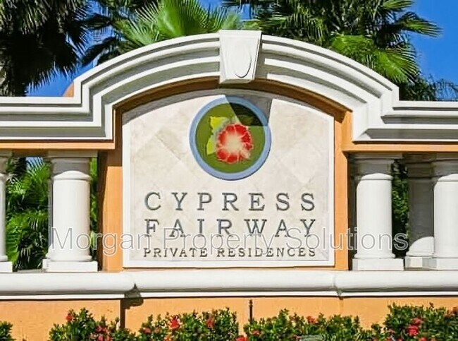 Building Photo - 5463 Vineland Rd