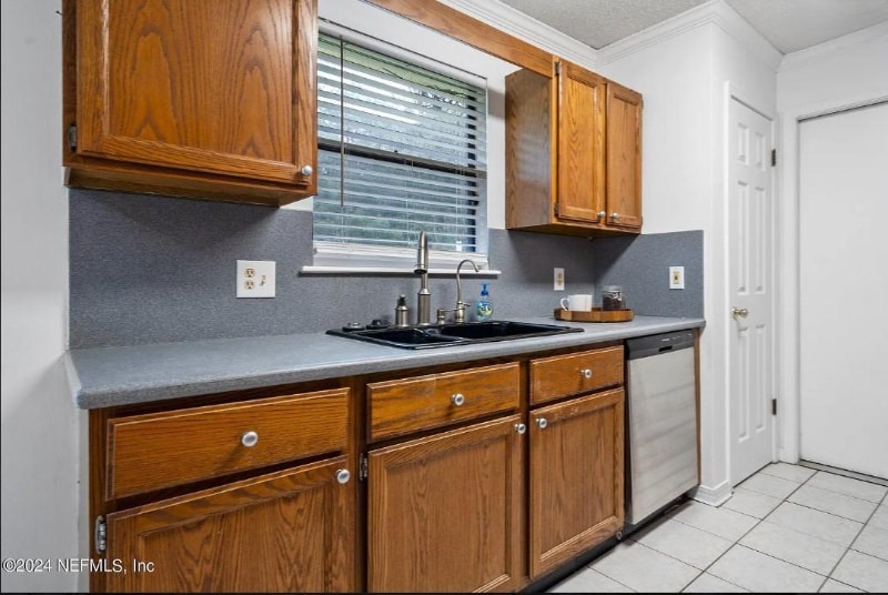 Building Photo - 8467 Santana Ct