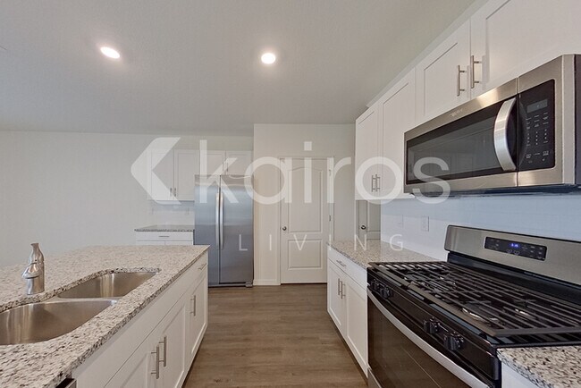 Building Photo - 32040 Katelin Cir