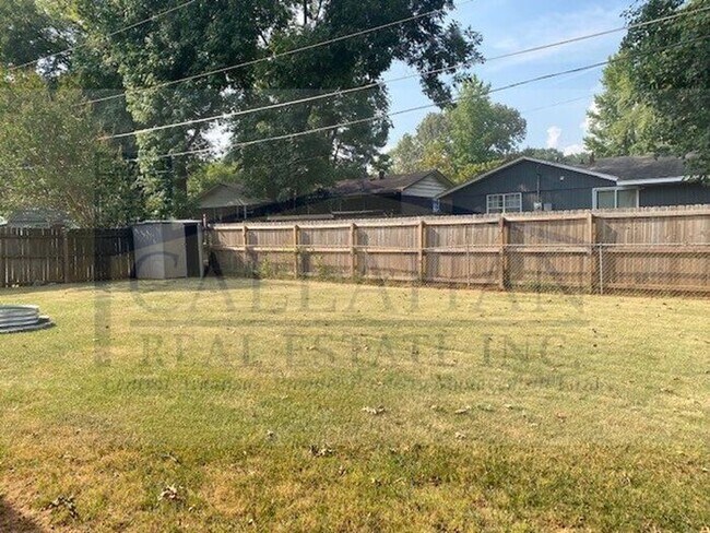 Building Photo - Jacksonville 3 Bedroom Home