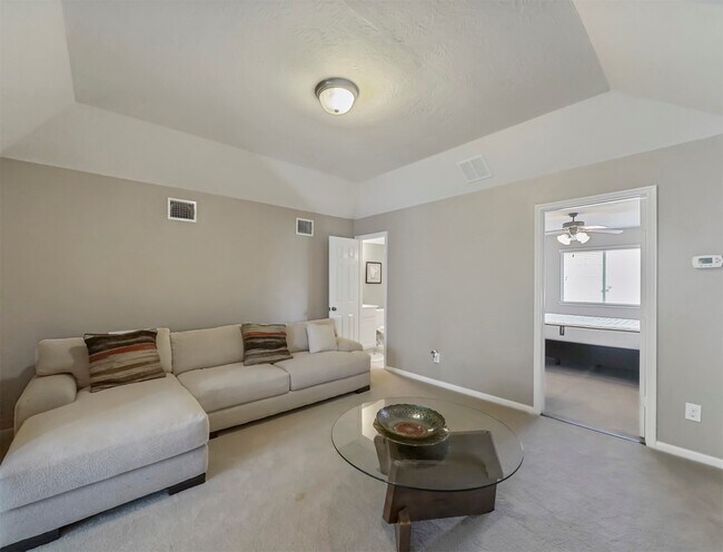 Building Photo - 8214 Garrison Point Dr