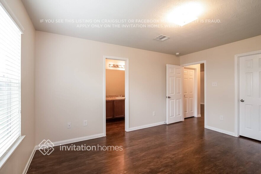 Building Photo - 12618 Mountain Daisy Rd