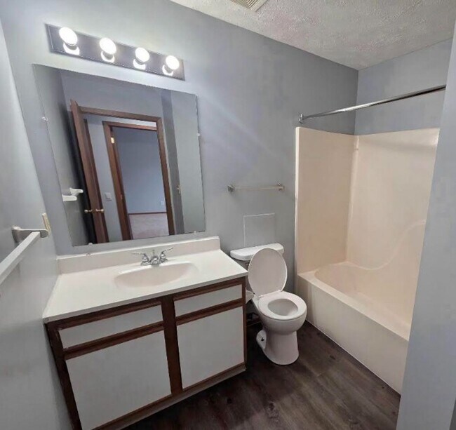 Building Photo - 4873 Marshall Dr