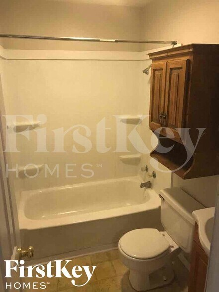 Building Photo - 9525 E 39th Pl