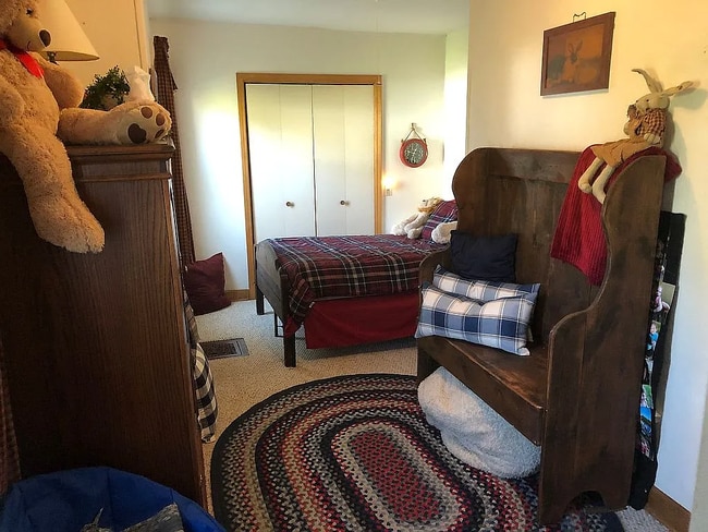 Building Photo - 205 N Illini St