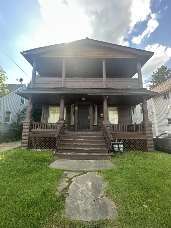 Building Photo - 3382 E 102nd St