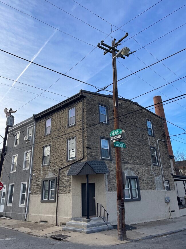 Primary Photo - 194 Krams Ave