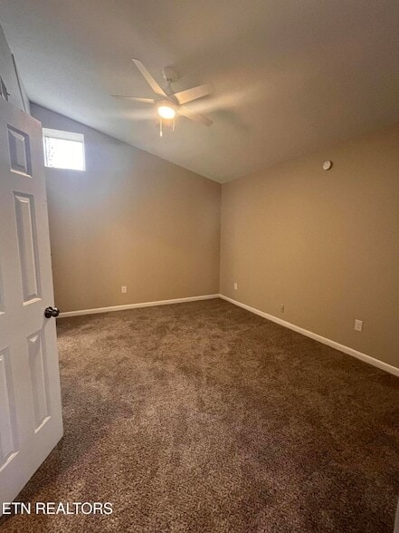 Building Photo - 7666 Chatham Cir NW