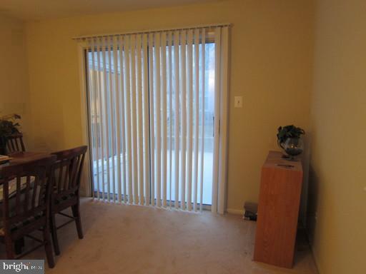 Building Photo - 2131 Pimmit Dr