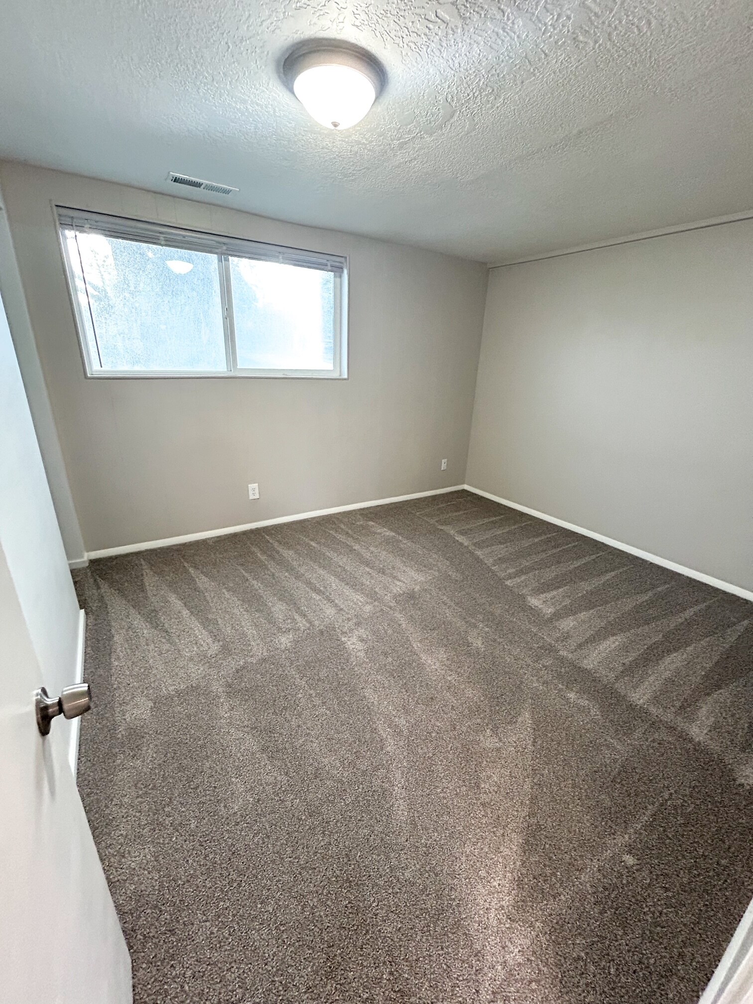 Building Photo - 777 N 1000 W