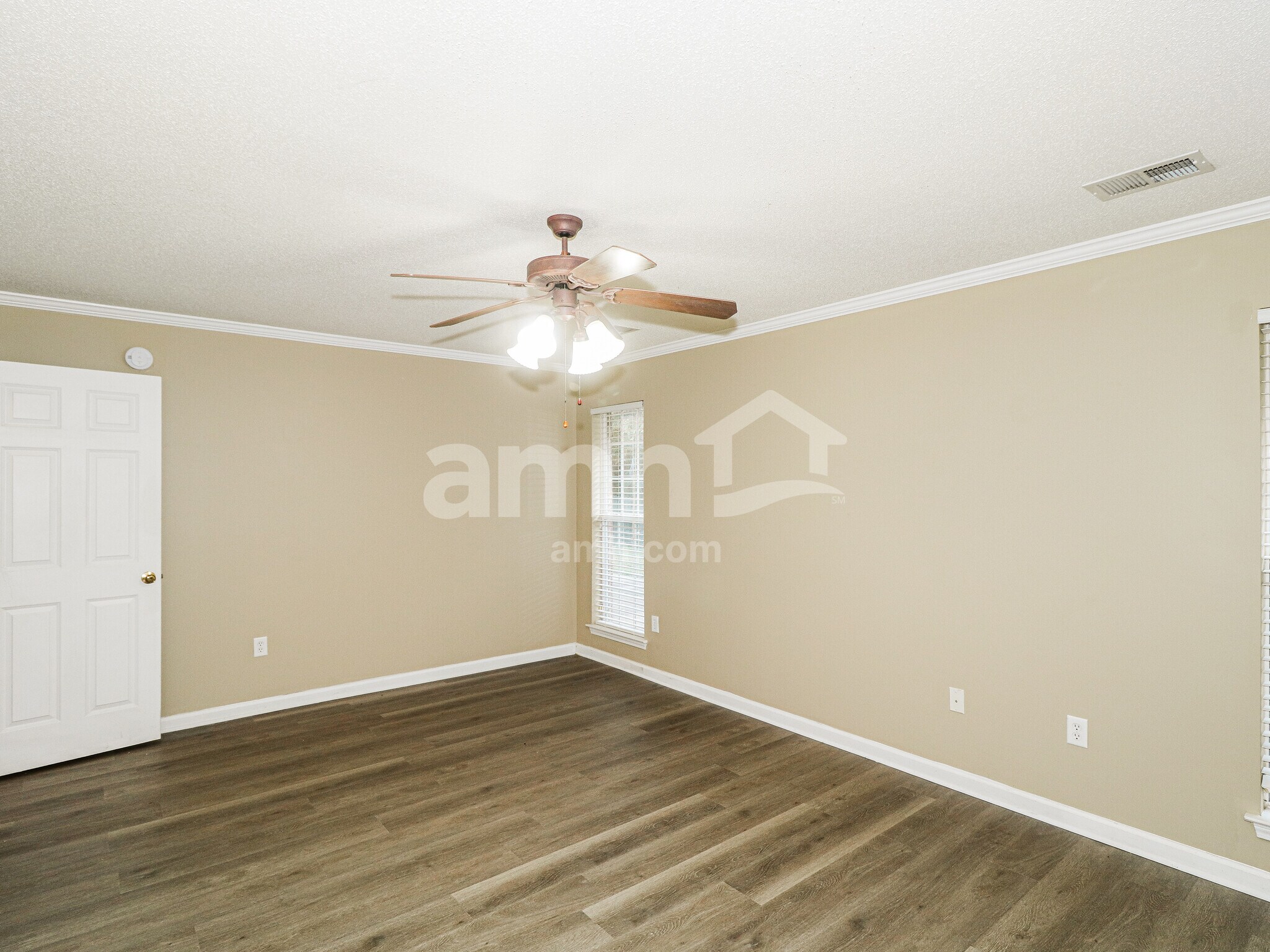 Building Photo - 5767 Kuykendall Dr