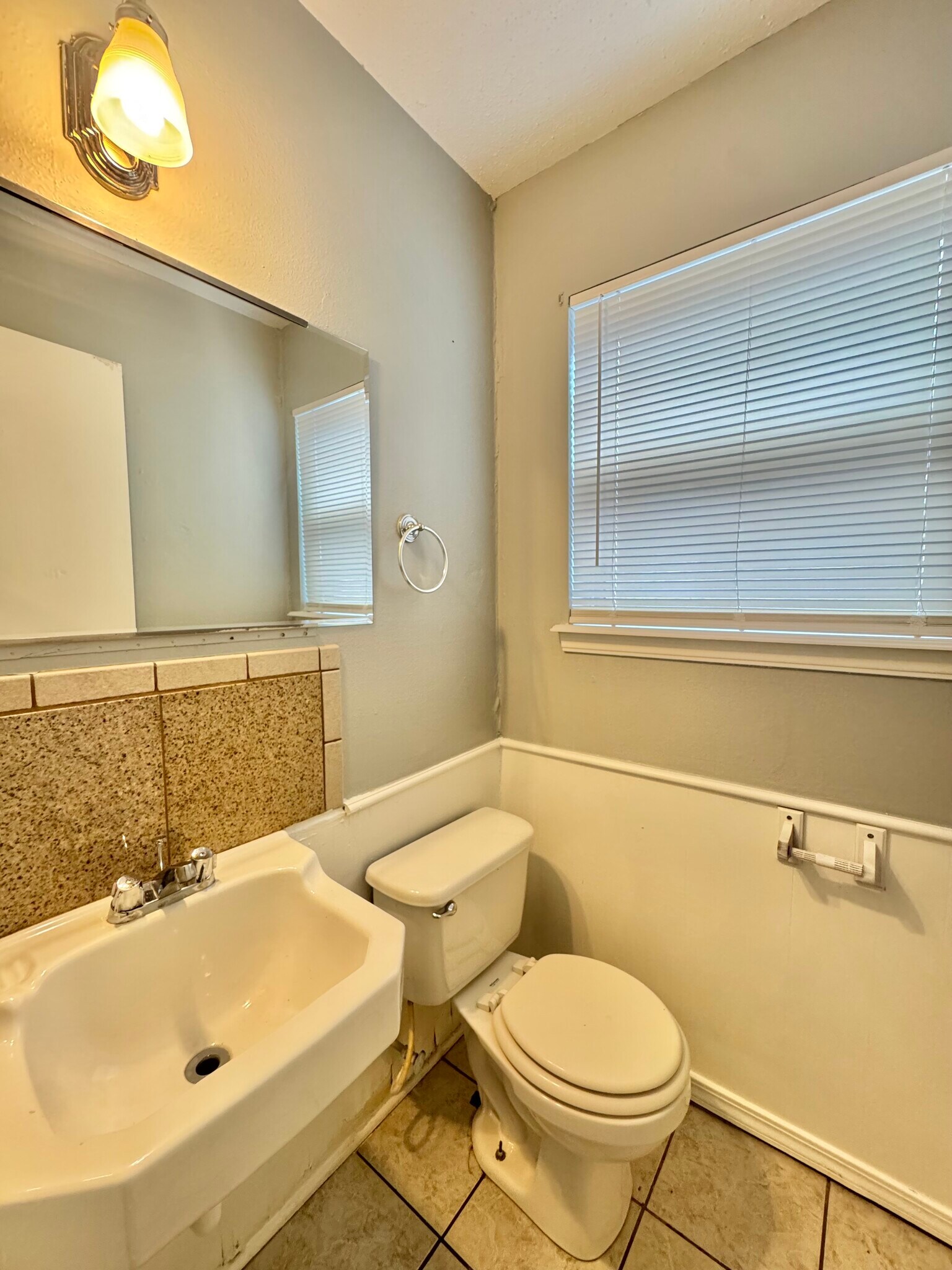 Building Photo - 3029 SW 62nd St