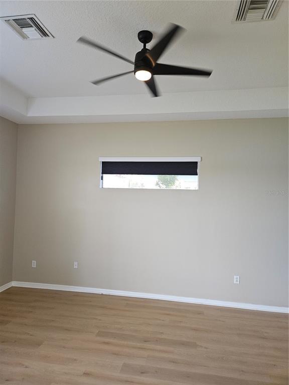 Building Photo - 2010 Tarragon Ln