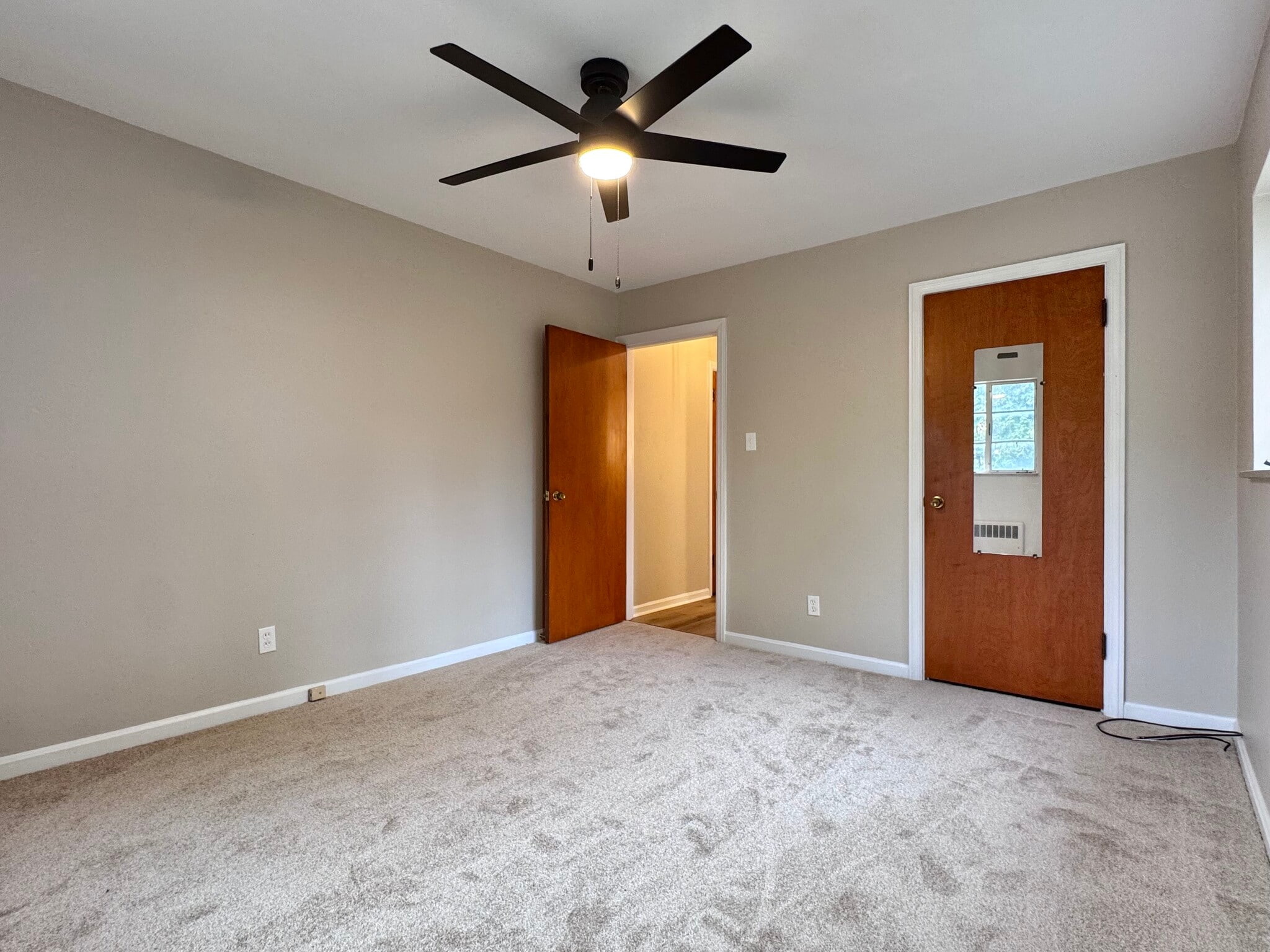 Bedroom (2nd Angle) - 4028 Harding Ave