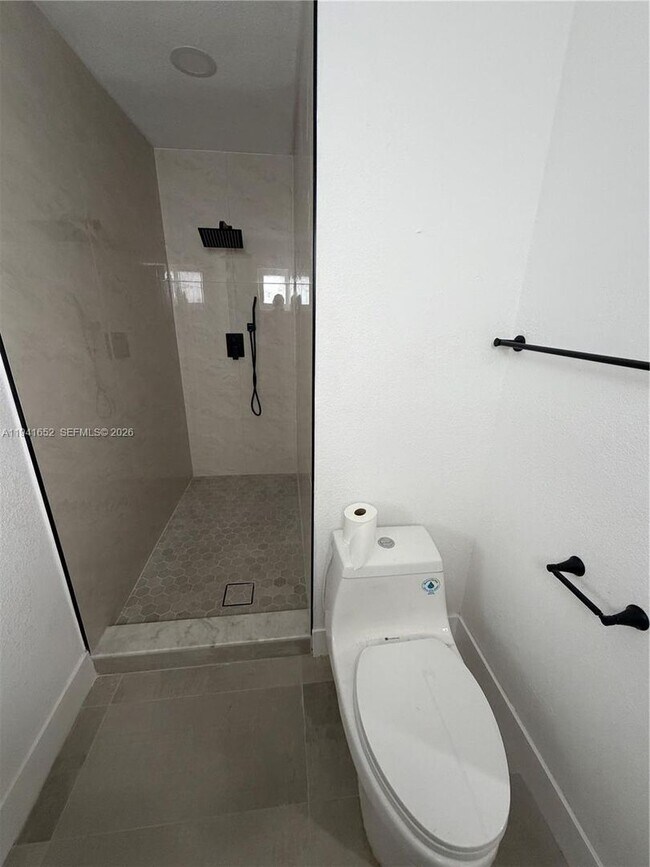 Building Photo - 3581 SW 13th Ct