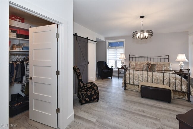 Building Photo - 19000 Lake Rd