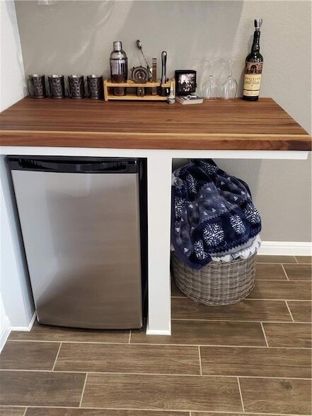 Building Photo - 17310 Alturas Ave