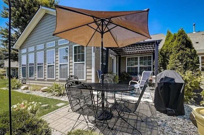 Building Photo - 15884 Brixton Dr