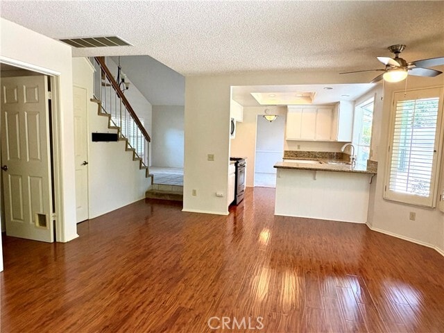 Building Photo - 22936 Broadleaf