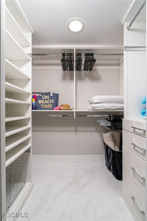 Building Photo - 17 Bluebill Ave