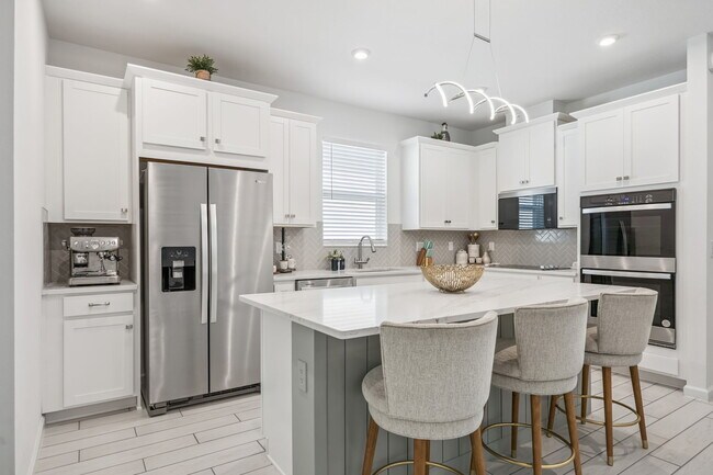 Building Photo - 3524 Banana Shrub Blvd