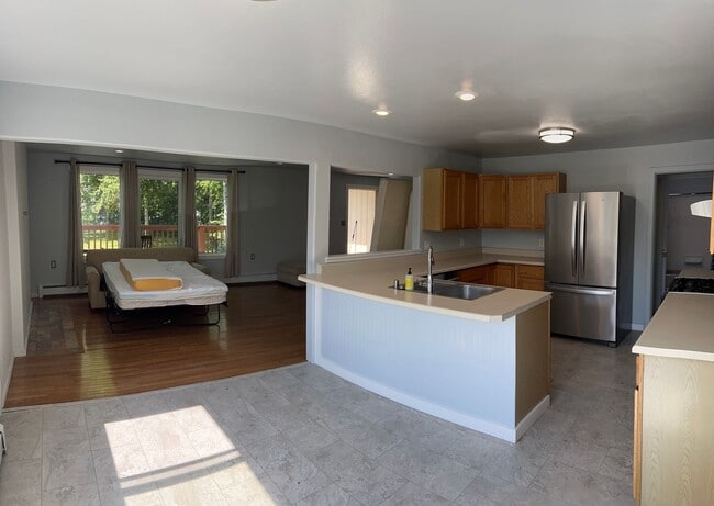 Building Photo - 12333 End St