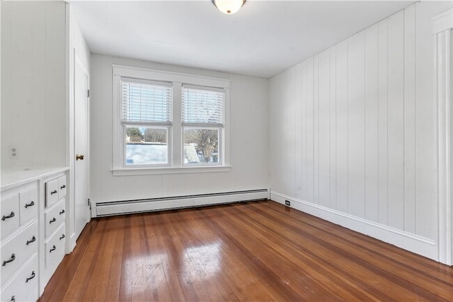 Building Photo - 19 Sherwood Ave