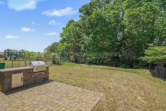 Building Photo - 14419 Rhodes Hall Dr