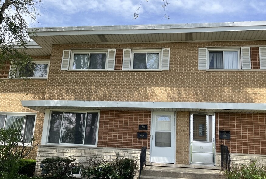 Primary Photo - 70 N Albert St