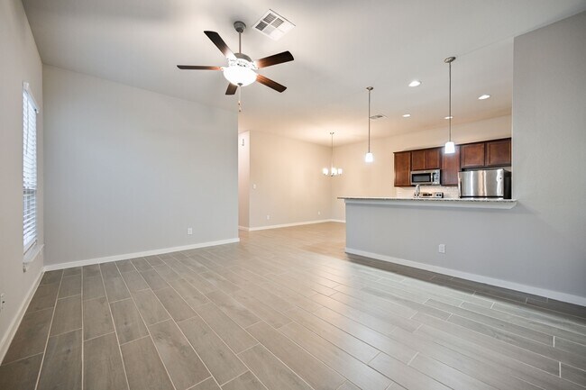 Building Photo - 127 Wickersham