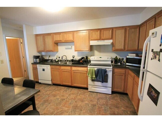 Building Photo - 949 Wescott Trail