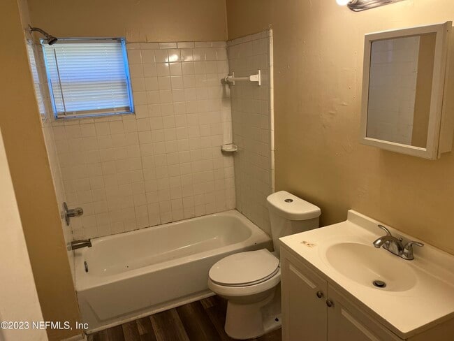 Building Photo - 3716 Stuart St