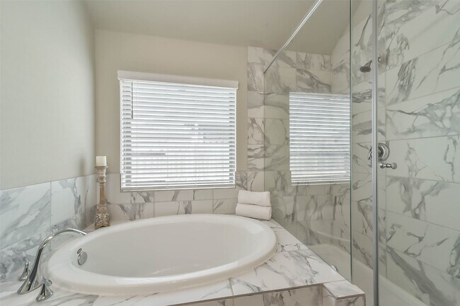 Building Photo - 4920 Arbor Crest Ln