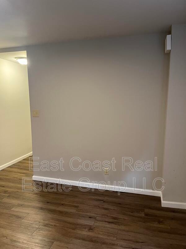 Building Photo - 121 E Franklin St