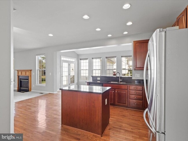 Building Photo - 6713 Selbourne Ln
