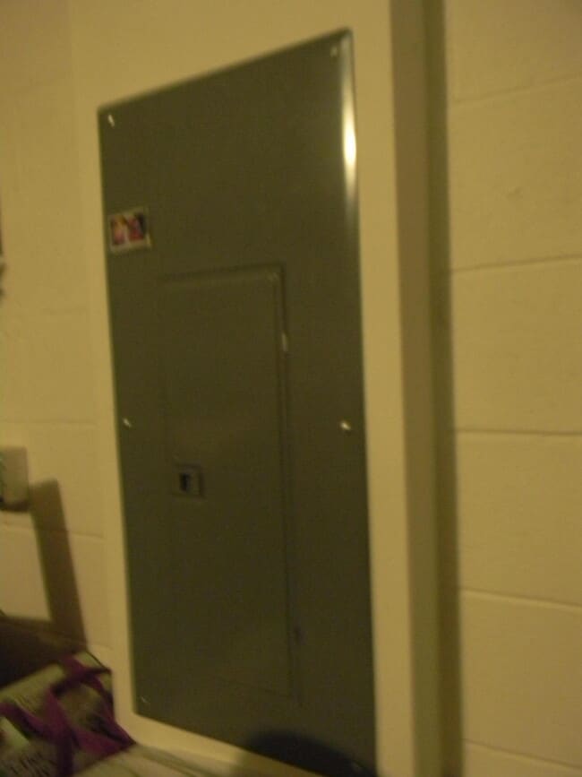 Building Photo - 1588 Ranger Rd SE