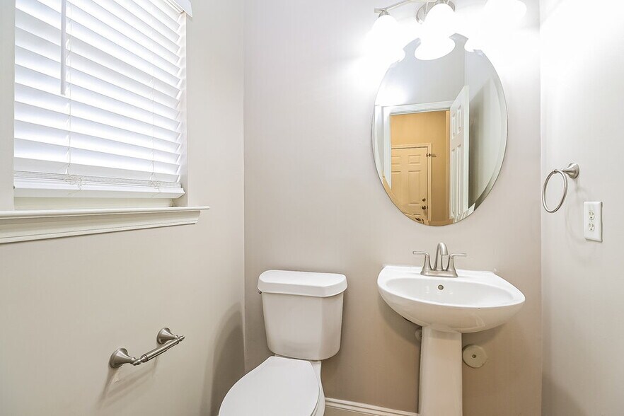 Building Photo - 414 Tribune Dr