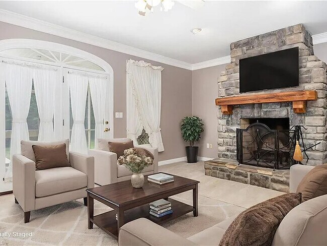 Building Photo - Earn Wealth While Leasing - Like a Homeowner - Lease to Own