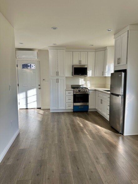 Building Photo - 20341 Superior St