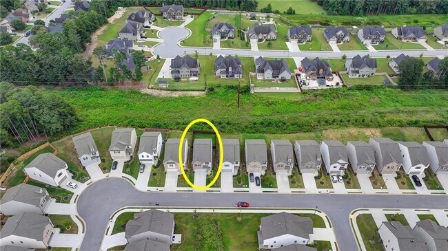 Building Photo - 3230 Westgate Park Dr