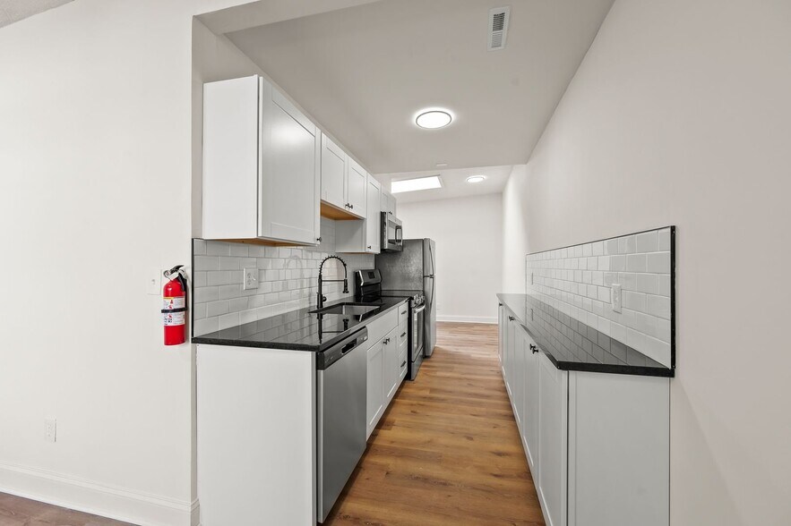 Building Photo - 3761 Avera Ave