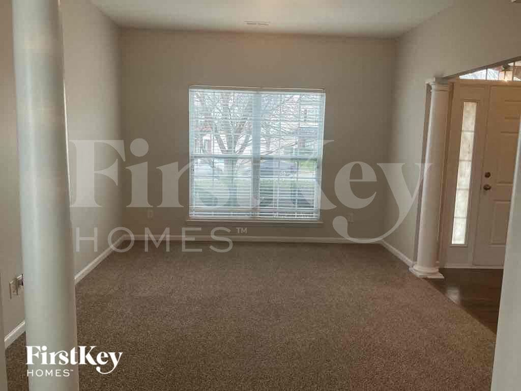 Building Photo - 11440 Callahan Mill Dr