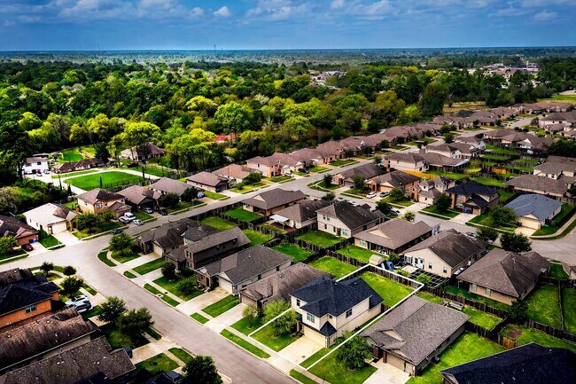 Building Photo - 2010 Louetta Stream Way
