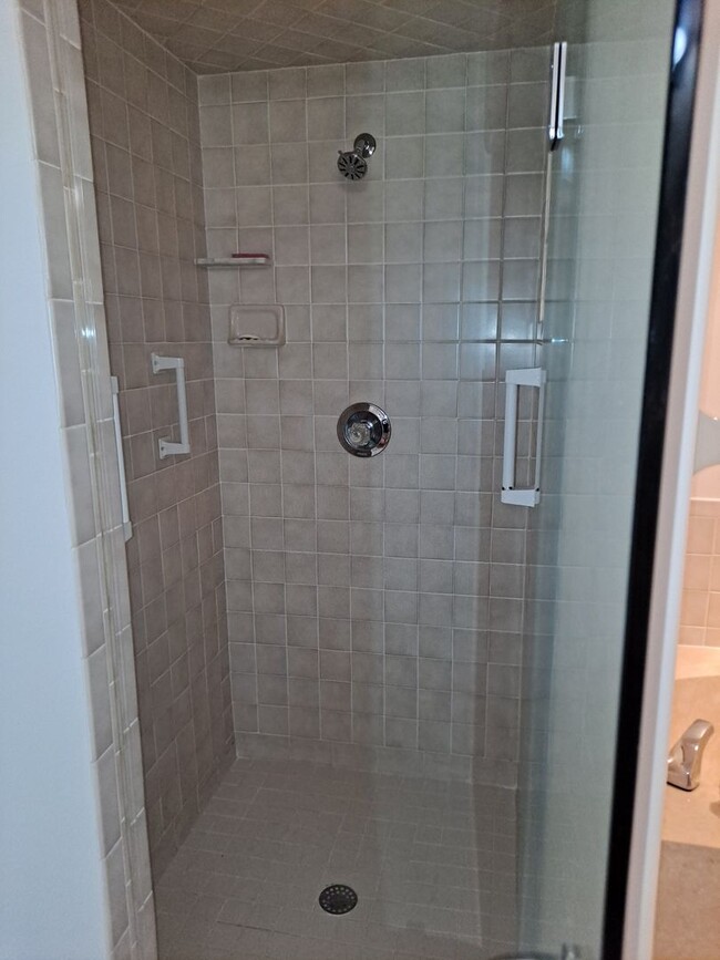 Building Photo - BEACHSIDE NSB FURNISHED RENTAL AVAILABLE M...