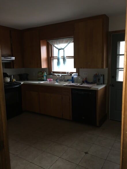 Building Photo - 2409 Manchester Rd